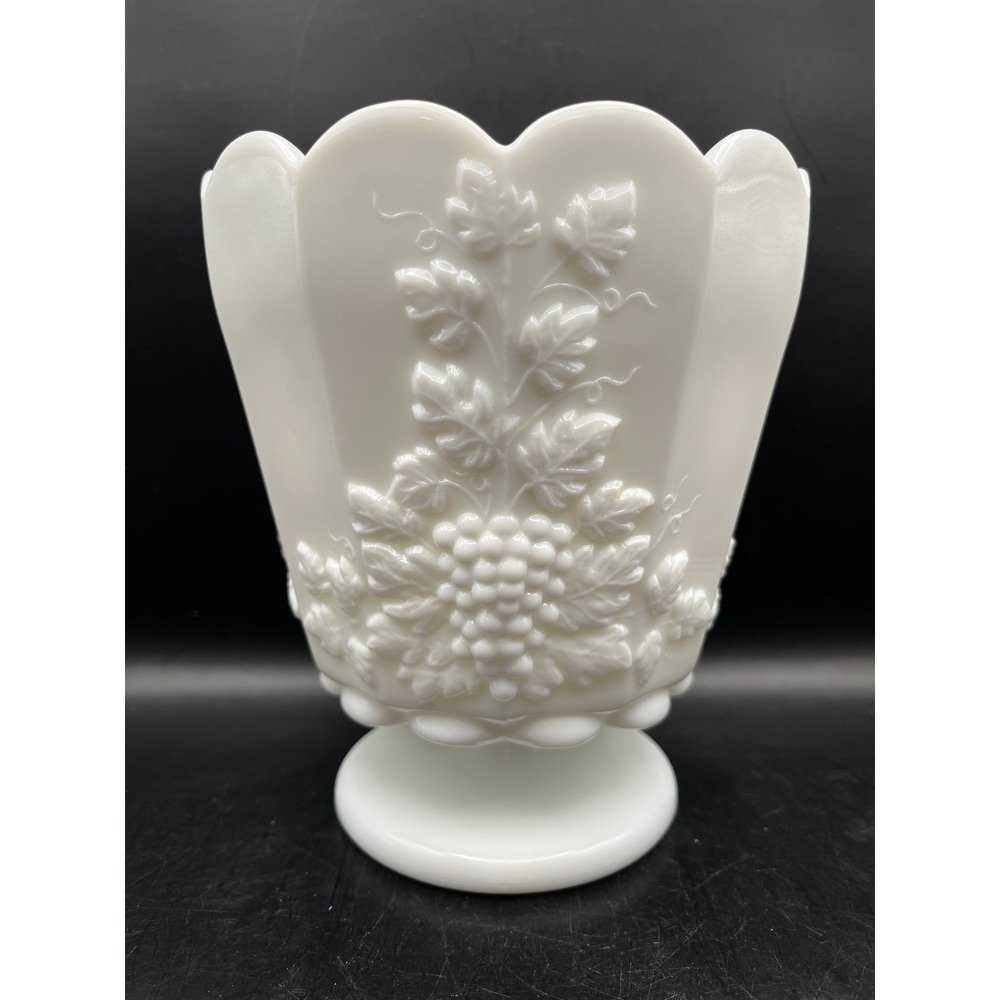 Vtg White Glass Westmoreland Grapevine Pedestal Vase Scalloped Rim 6" x 6.5"